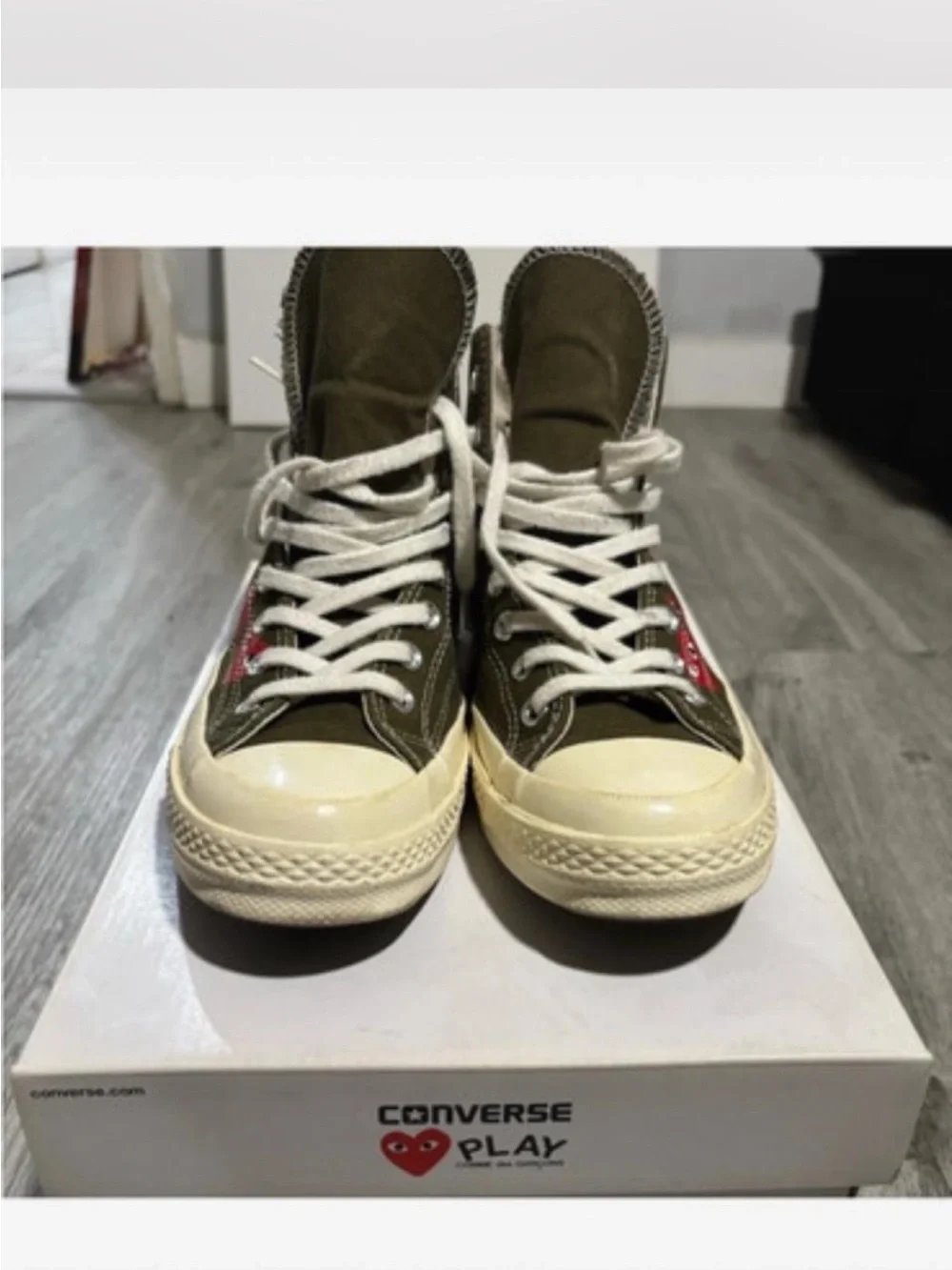 CDG PLAY x Converse Olive High Top - Picture 2 of 10